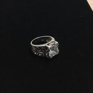 ☃️ Vintage Sterling Silver Beautiful Quality Large Crystal Ring Size 8